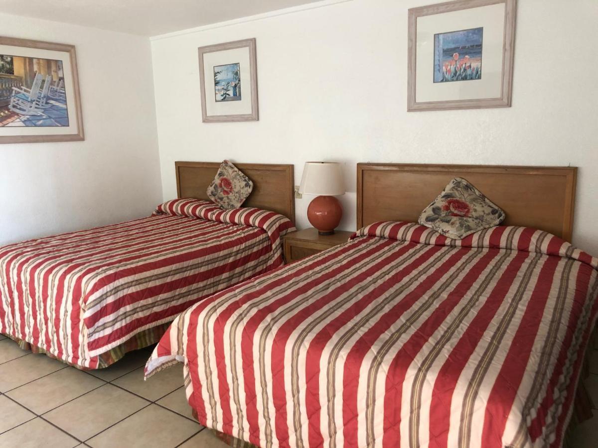 Economy Suites Cypress Gardens Екстер'єр фото