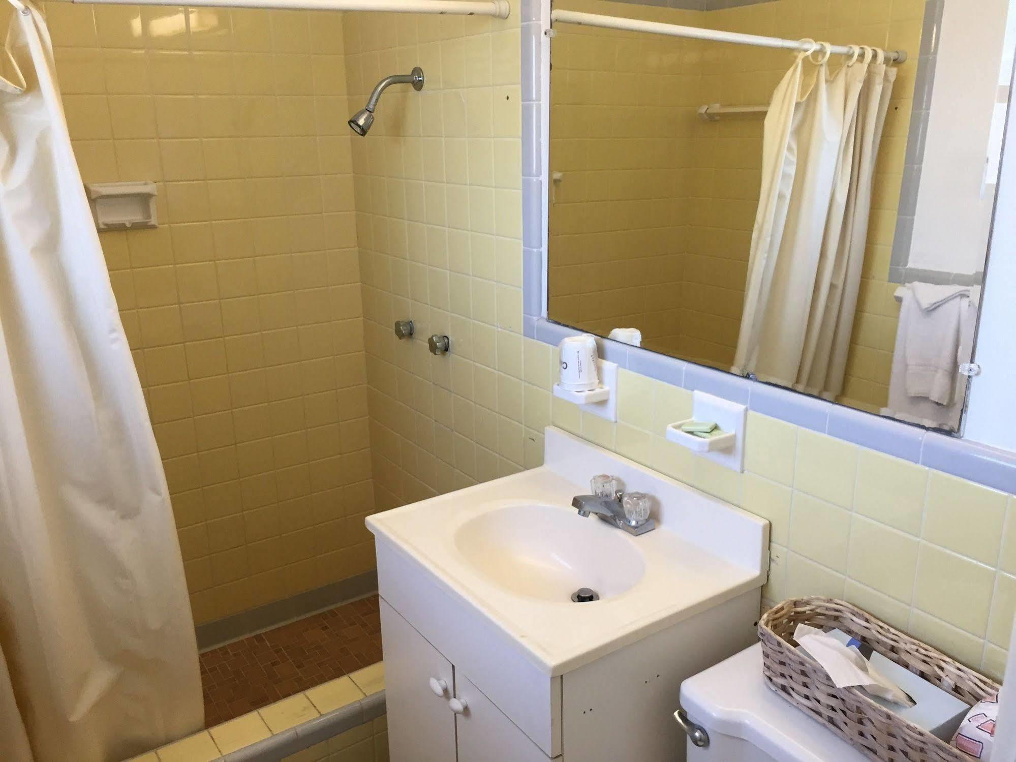 Economy Suites Cypress Gardens Екстер'єр фото